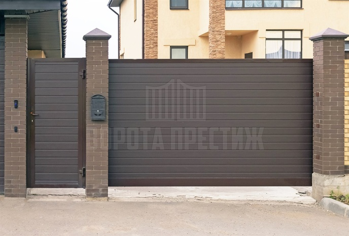 Откатные автоматические ворота с сэндвич-панелями ОТ-438