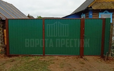 сварные распашные ворота зеленого цвета